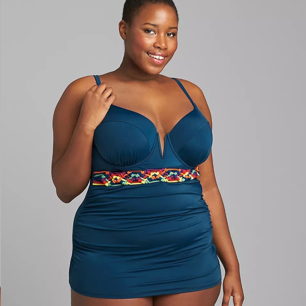 NWT Lane Bryant/Cacique Fitted Underwire Swim Top